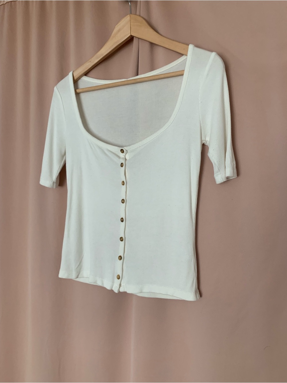 Marine Layer Cream Scoop Neck 3/4 sleeve Henley Top